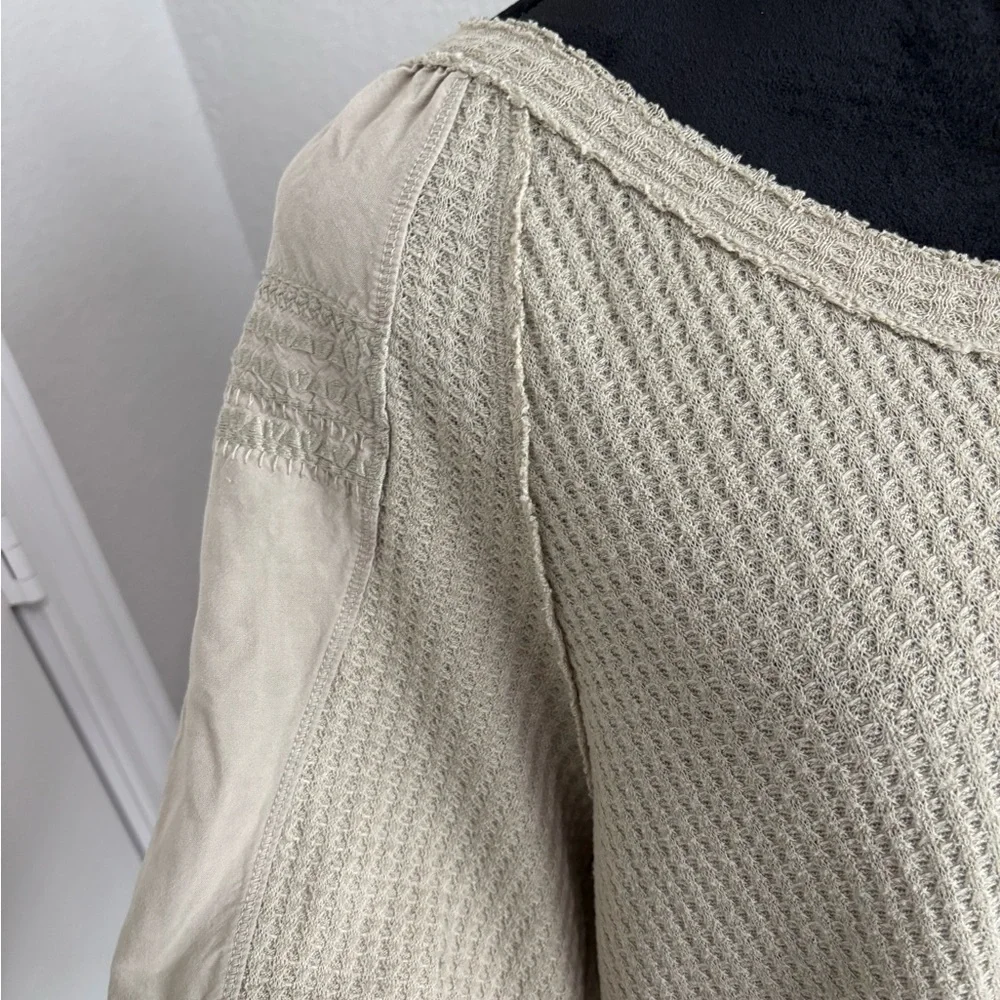 Soft Surroundings Mara Waffle Knit Embroidered Tunic Top‎ in sage green - Picture 5 of 6
